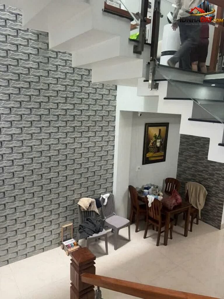[Review Nhà Đất Sổ Đỏ] Nhà Phố 3 Tầng Đường Phan Triêm, Quận Cẩm Lệ – Đà Nẵng, Vị Trí Kinh Doanh Tiềm Năng