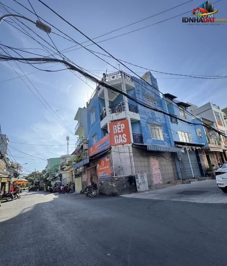 [Review Nhà Đất Sổ Đỏ] Bán nhà phố 5 tầng tại Đường Nguyễn Văn Luông, Quận 6 – Tiềm năng kinh doanh cao
