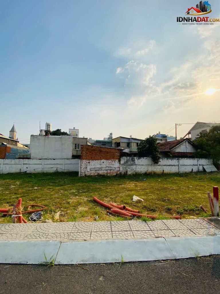 [Đánh Giá Bất Động Sản Sổ Đỏ] Đất thổ cư có sổ đỏ 56m² tại Đường 7, Bình Trưng Đông, Quận 2 – Tiềm năng khai thác cao