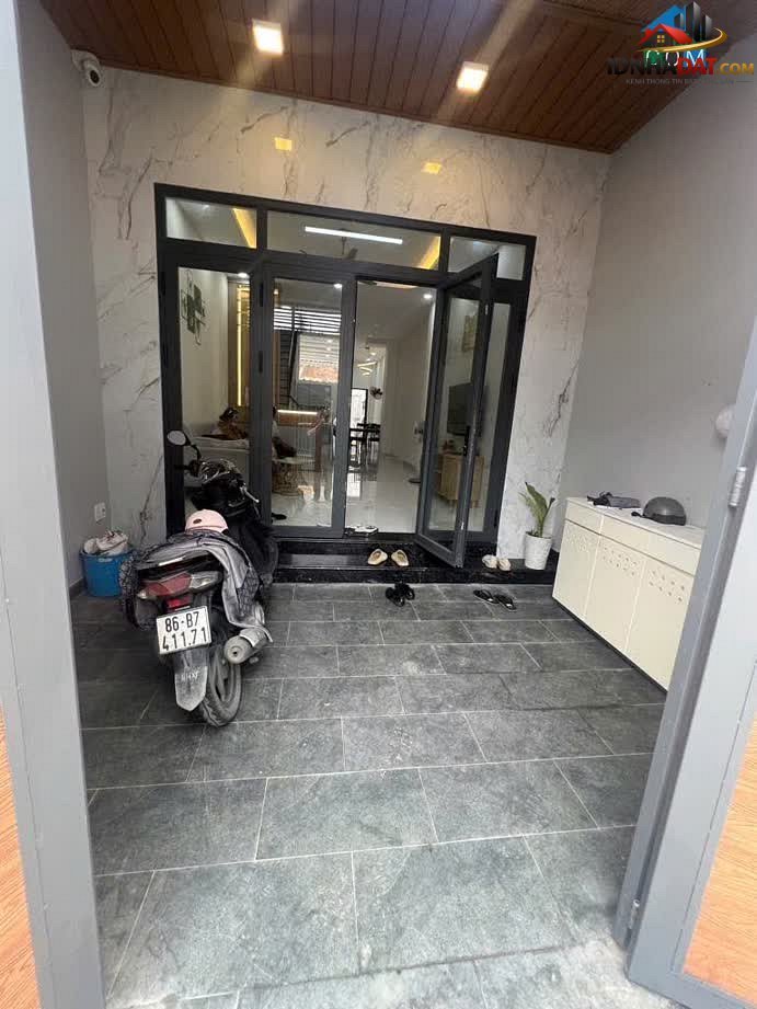 [Đánh Giá Bất Động Sản Sổ Đỏ] Nhà phố 2 tầng tại Đường Dương Cát Lợi, Nhà Bè – Pháp lý rõ ràng, vị trí thuận lợi