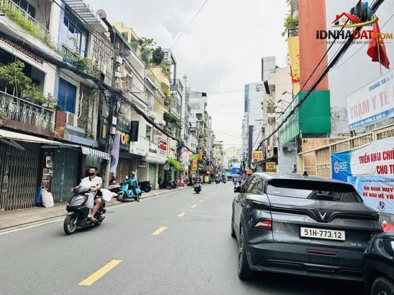 [Đánh Giá Bất Động Sản Sổ Đỏ] Nhà Mặt Phố Đường Hồ Bá Kiện, Quận 10, TP.HCM: Vị Trí Đắc Địa, Pháp Lý Hoàn Chỉnh