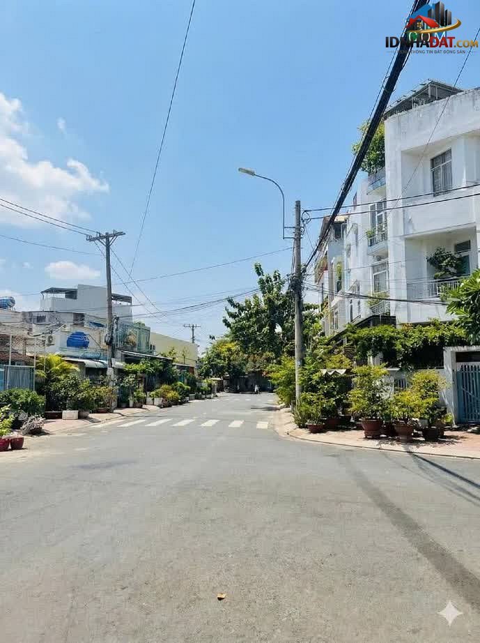 [Review Nhà Đất Sổ Đỏ] Nhà Phố 3 Mặt Tiền Đường Lê Bôi, Quận 8, Hồ Chí Minh – Pháp Lý Sổ Đỏ Rõ Ràng