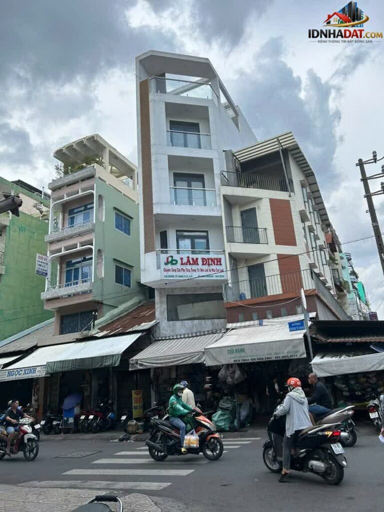 [Review Nhà Đất Sổ Đỏ] Bán nhà mặt tiền 126 Dương Tử Giang, Quận 5, TP. Hồ Chí Minh – Vị trí đắc địa, pháp lý rõ ràng
