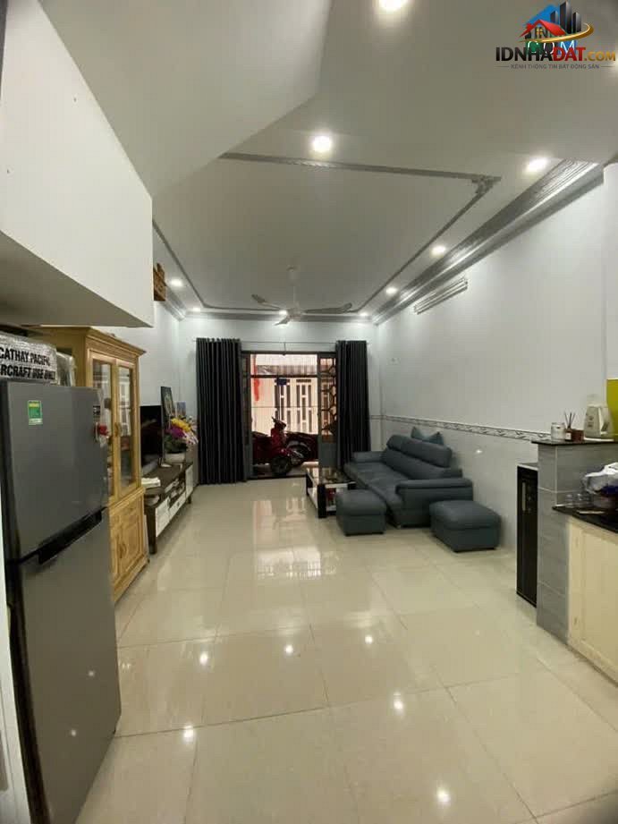 [Đánh Giá Bất Động Sản Sổ Đỏ] Nhà Phố 2 Tầng Đường Phạm Văn Bạch, Tân Bình – Vị Trí Đắc Địa, Pháp Lý Rõ Ràng