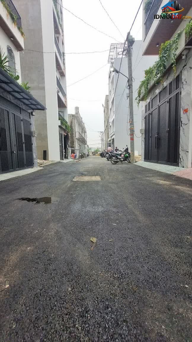 [Review Nhà Đất Sổ Đỏ] Bán nhà phố thổ cư có sổ đỏ tại Đường Thạnh Xuân 25, Quận 12, TP.HCM – Tiềm năng đầu tư cao