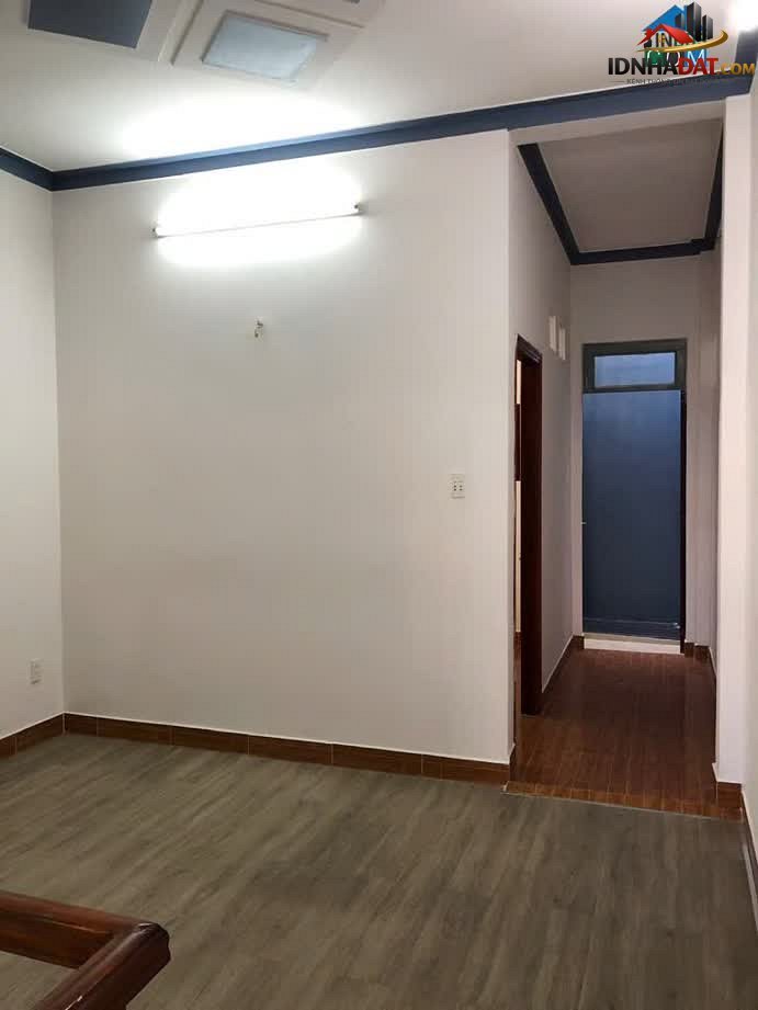 [Review Nhà Đất Sổ Đỏ] Bán nhà phố thổ cư có sổ đỏ tại Đường 19/5, Quận Tân Phú, TP.HCM – Vị trí đẹp, pháp lý rõ ràng