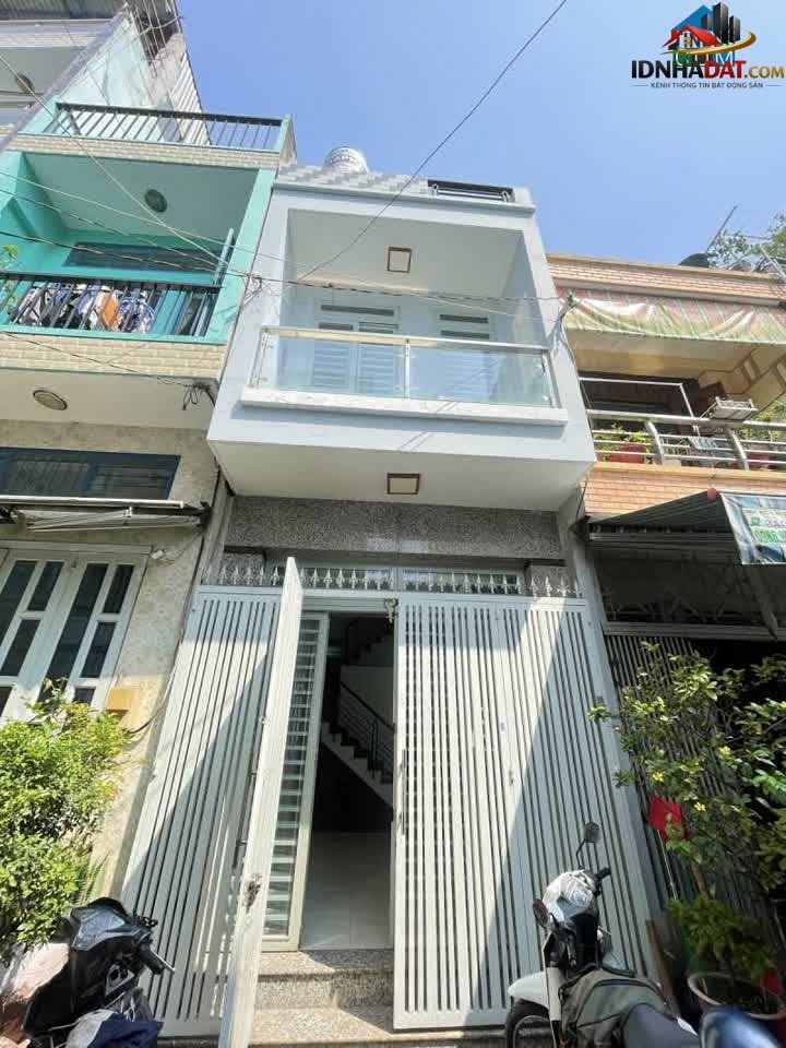 [Review Nhà Đất Sổ Đỏ] Nhà phố 33m² tại Đường Phạm Văn Chí, Quận 6 – Sổ đỏ đầy đủ, giá trị đầu tư cao