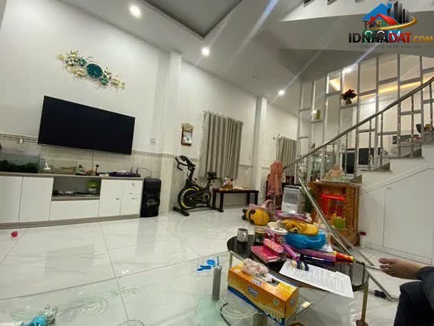 [Đánh Giá Bất Động Sản Sổ Đỏ] Nhà Mặt Phố Tân Kỳ Tân Quý – Quận Tân Phú, Pháp Lý Sổ Đỏ Rõ Ràng