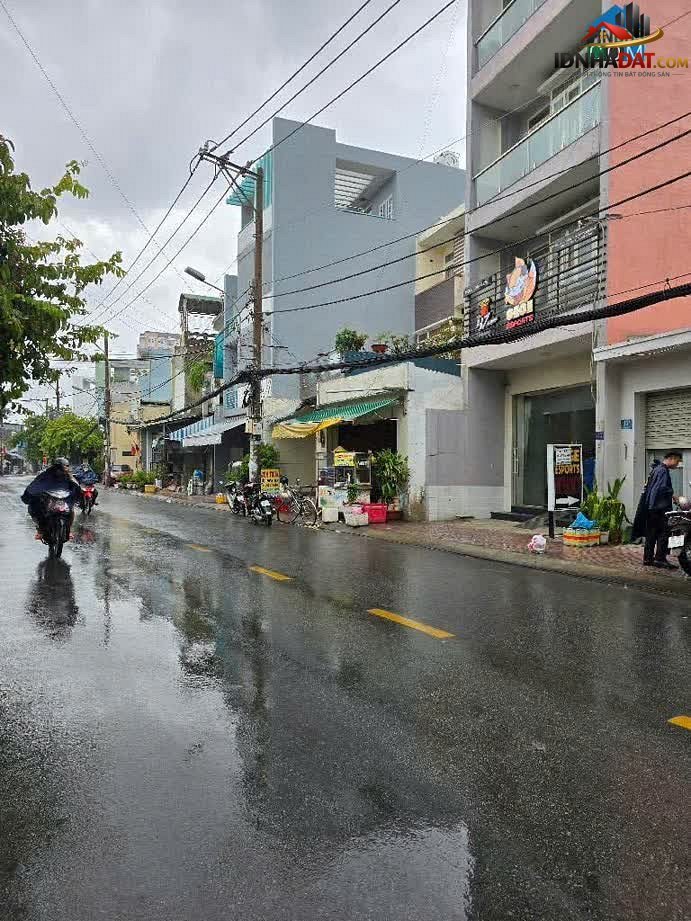 [Đánh Giá Bất Động Sản Sổ Đỏ] Nhà Mặt Tiền 3 Tầng Đường Lương Thế Vinh, Tân Phú – Tiềm Năng Kinh Doanh Cao