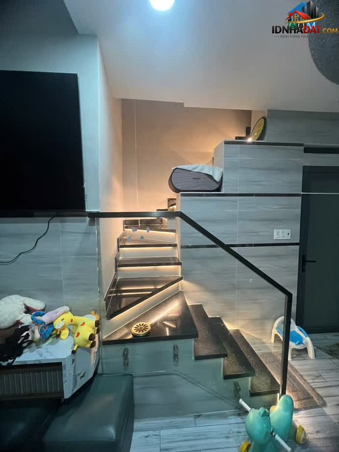 [Review Nhà Đất Sổ Đỏ] Nhà phố 49m² hẻm thông thoáng tại Quận 6, TP.HCM với sổ đỏ pháp lý rõ ràng