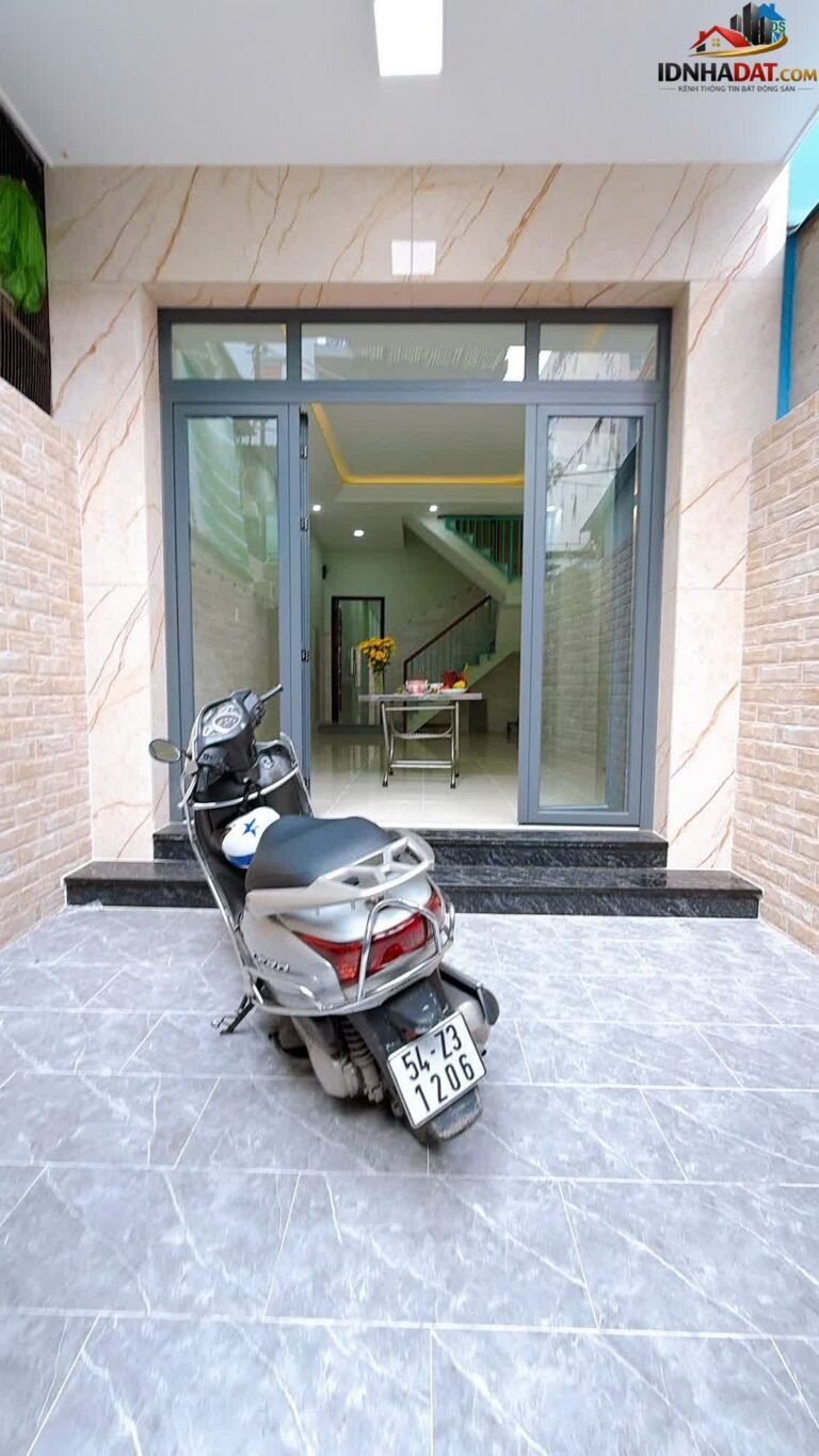[Đánh Giá Bất Động Sản Sổ Đỏ] Nhà Đất Thổ Cư Có Sổ Đỏ 77m² Đường Đoàn Văn Bơ, Quận 4, TP.HCM – Vị Trí Đắc Địa, Pháp Lý Rõ Ràng