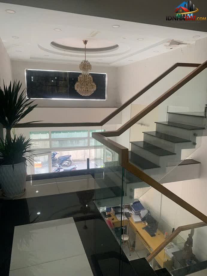 [Đánh Giá Bất Động Sản Sổ Đỏ] Nhà phố 2 tầng tại Đường Trường Chinh, Quận 12 – Vị trí đắc địa cho đầu tư