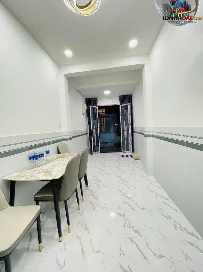[Review Nhà Đất Sổ Đỏ] Nhà Phố Thổ Cư Sổ Đỏ Đường Bến Bình Đông, Quận 8 – Vị Trí Thuận Lợi, Giá 3.4 Tỷ