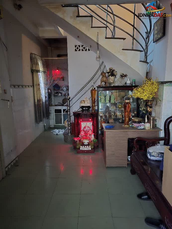 [Đánh Giá Bất Động Sản Sổ Đỏ] Nhà phố thổ cư có sổ đỏ tại Đường Nguyễn Tri Phương, Quận 10, TP.HCM – Vị trí đắc địa, giá trị khai thác cao