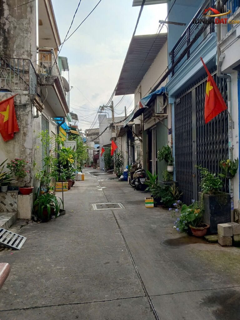 [Review Nhà Đất Sổ Đỏ] Nhà phố 2 tầng đường Nguyễn Sỹ Sách, Tân Bình: Pháp lý rõ ràng, vị trí thuận lợi