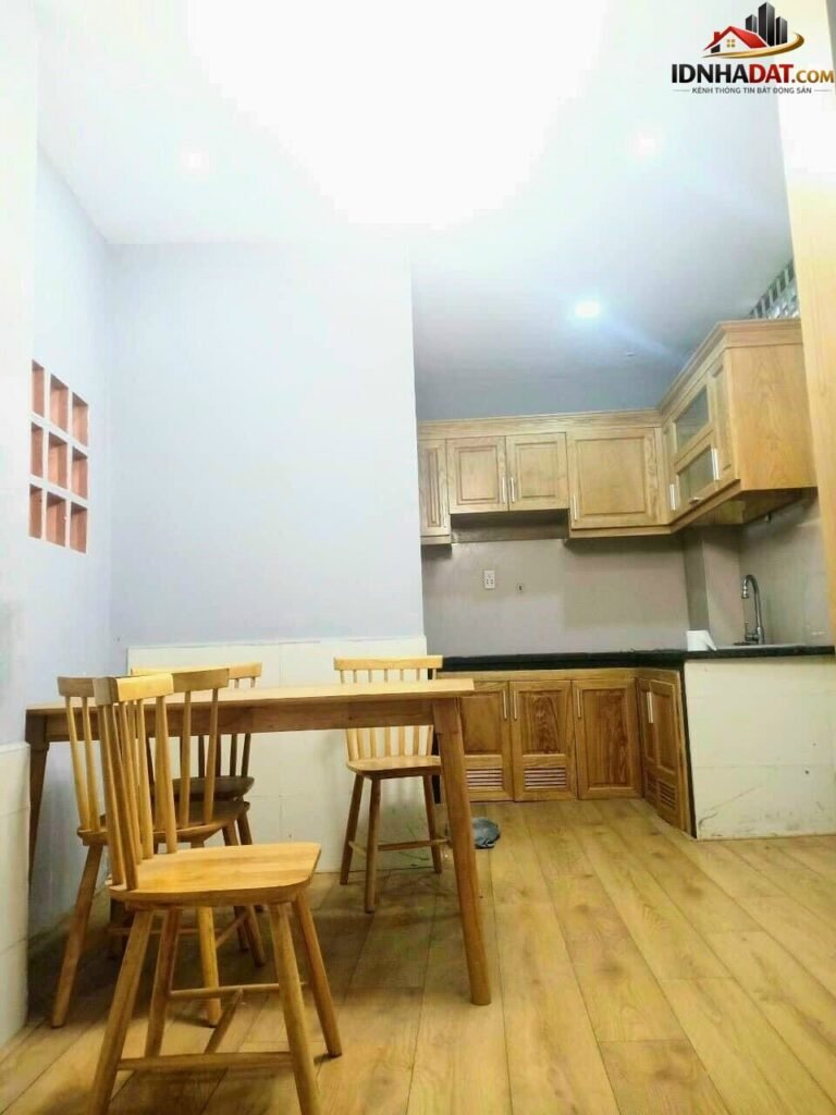 [Đánh Giá Bất Động Sản Sổ Đỏ] Nhà phố thổ cư có sổ đỏ 3 tầng tại Thủ Đức – Vị trí đắc địa gần Đại học Văn Hóa