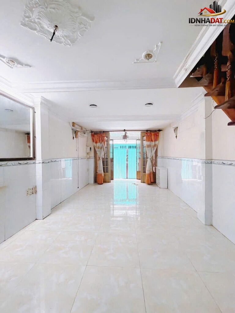 [Đánh Giá Bất Động Sản Sổ Đỏ] Nhà phố 33m2 tại Phường 15, Quận 4 – Vị trí thuận lợi, pháp lý rõ ràng