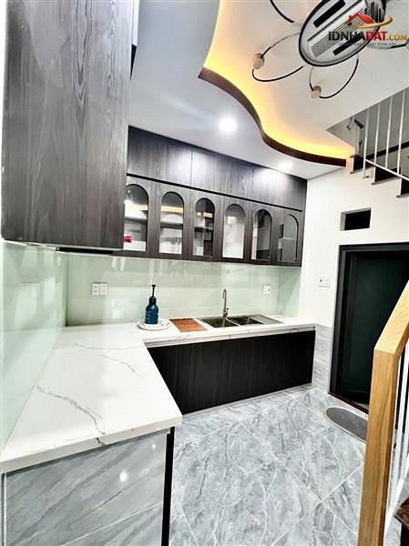 [Đánh Giá Bất Động Sản Sổ Đỏ] Căn góc 2 mặt tiền kinh doanh tại Đường Tây Lân, Quận Bình Tân, TP.HCM với sổ đỏ rõ ràng
