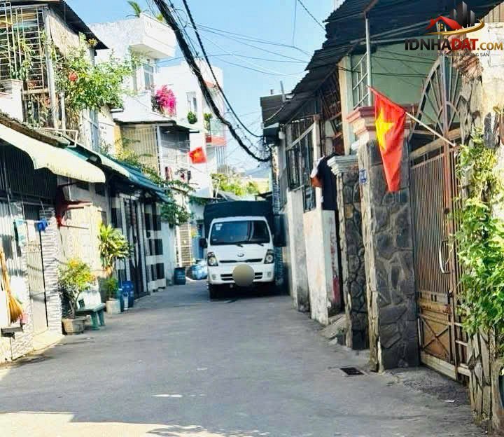 [Review Nhà Đất Sổ Đỏ] Nhà phố 1 lầu full nội thất, Đường 6m, Tân Chánh Hiệp, Quận 12, TP.HCM – Pháp lý rõ ràng, sổ đỏ riêng