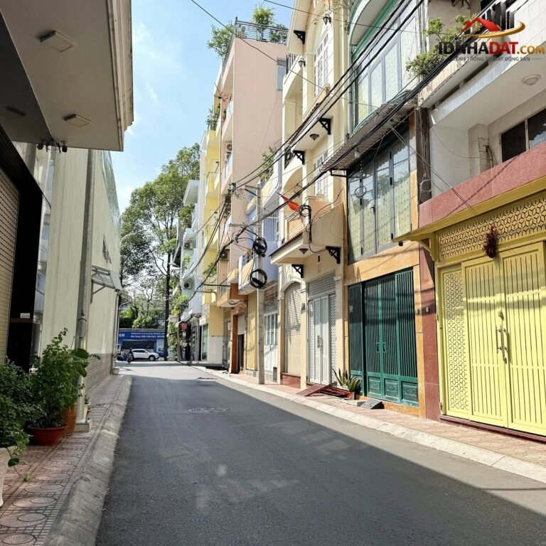 [Đánh Giá Bất Động Sản Sổ Đỏ] Nhà Riêng 5 Tầng Hẻm Xe Hơi Quận 10, TP.HCM – Pháp Lý Sổ Đỏ Rõ Ràng