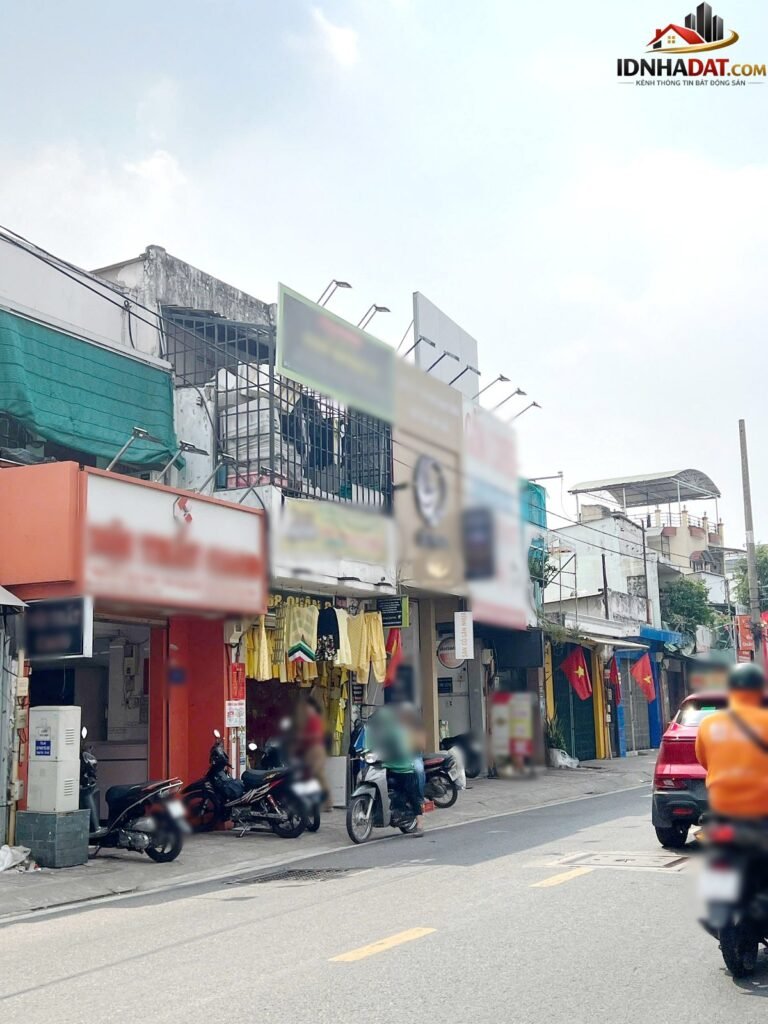 [Đánh Giá Bất Động Sản Sổ Đỏ] Nhà Phố 2 Tầng Mặt Tiền Phạm Thế Hiển, Quận 8 – Vị Trí Đắc Địa, Pháp Lý Rõ Ràng