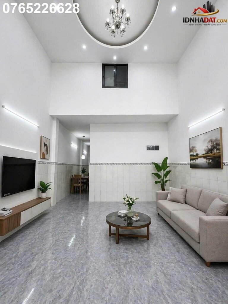 [Đánh Giá Bất Động Sản Sổ Đỏ] Nhà Mặt Tiền Kinh Doanh 2 Tầng Tại Tỉnh Lộ 10, Quận Bình Tân, TP.HCM – Pháp Lý Rõ Ràng, Giá Dưới 4.1 Tỷ