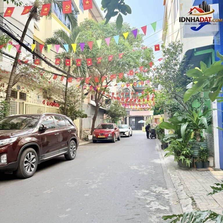 [Review Nhà Đất Sổ Đỏ] Bán nhà phố 70m2 x 4 tầng sát Công viên Hoàng Văn Thụ, Tân Bình, TP.HCM