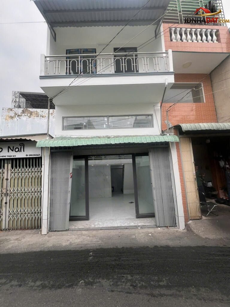 [Review Nhà Đất Sổ Đỏ] Nhà phố 1 lửng 1 lầu tại đường Đông Hưng Thuận 27, Quận 12 – Pháp lý sổ đỏ rõ ràng
