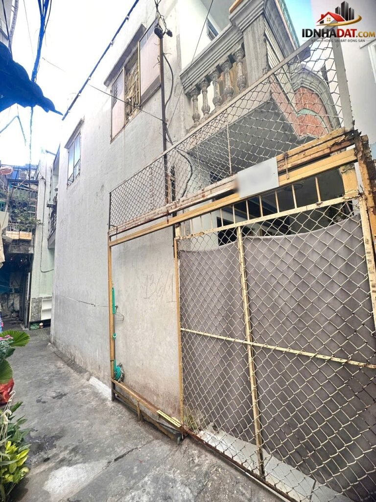 [Đánh Giá Bất Động Sản Sổ Đỏ] Nhà hẻm 136 Âu Dương Lân, Quận 8 – Nhà đất sổ đỏ với vị trí thuận lợi và pháp lý rõ ràng