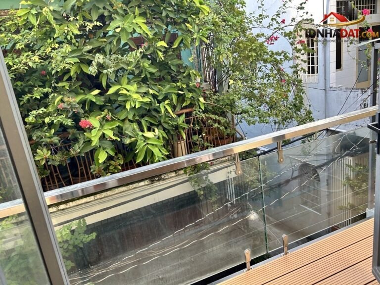 [Review Nhà Đất Sổ Đỏ] Nhà Phố 69m2 Tại Phường 1, Quận Tân Bình: Vị Trí Thuận Lợi, Pháp Lý Sổ Đỏ Rõ Ràng
