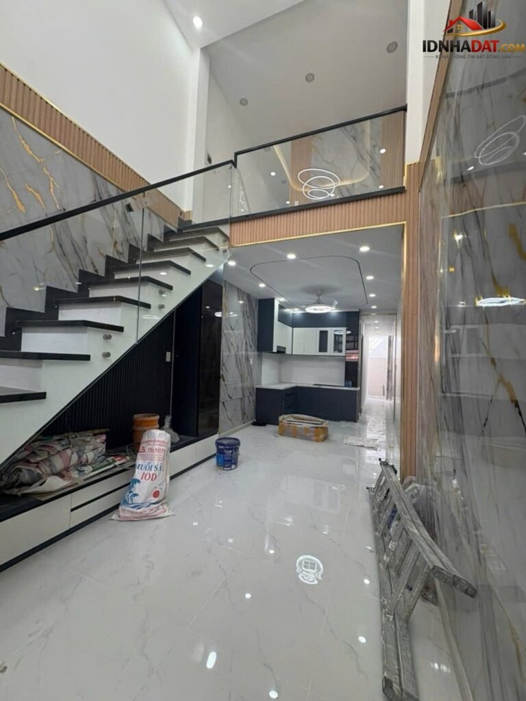 [Review Nhà Đất Sổ Đỏ] Nhà phố 50m2 tại Phường Phú Thuận, Quận 7: Sổ đỏ, vị trí đắc địa