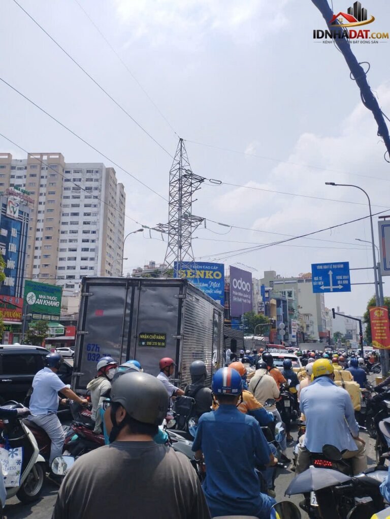 [Đánh Giá Bất Động Sản Sổ Đỏ] Nhà phố Trịnh Đình Trọng, Quận 11 – Vị trí đắc địa, pháp lý minh bạch
