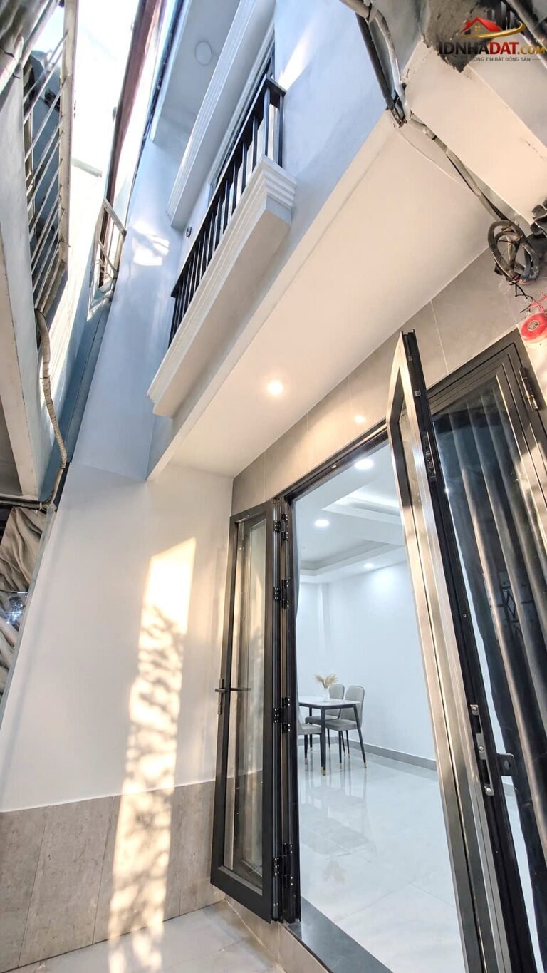 [Đánh Giá Bất Động Sản Sổ Đỏ] Nhà phố 2 lầu tại hẻm 152 Hưng Phú, Quận 8, TP.HCM – Pháp lý sổ đỏ đầy đủ