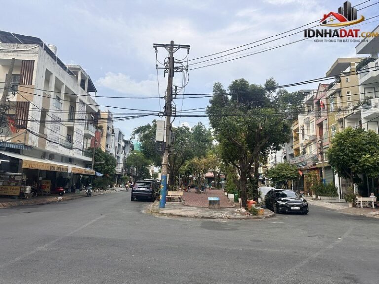 [Đánh Giá Bất Động Sản Sổ Đỏ] Nhà phố mặt tiền 94m2 tại Phường Phước Long A, Thủ Đức – Vị trí đắc địa, pháp lý rõ ràng
