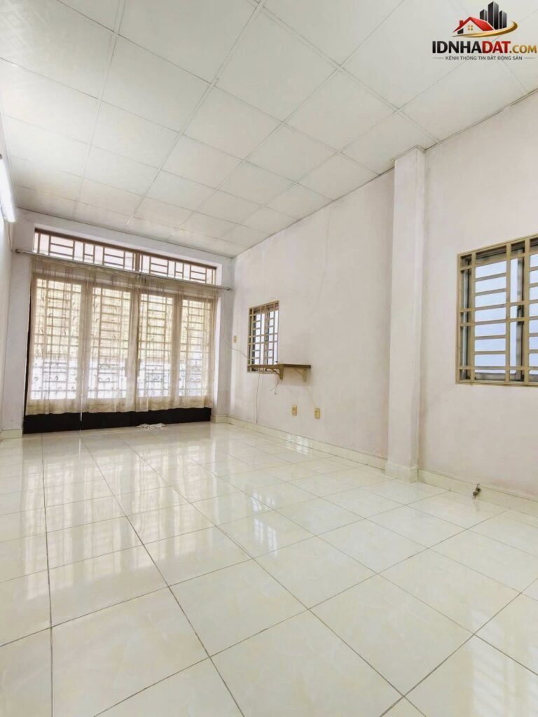 [Review Nhà Đất Sổ Đỏ] Nhà Mặt Phố Bình Thạnh – Vị Trí Đắc Địa Gần Bệnh Viện Gia Định, Pháp Lý Rõ Ràng