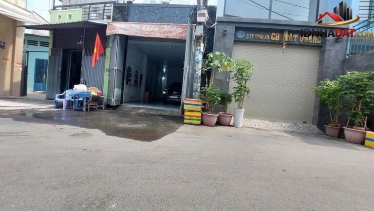 [Review Nhà Đất Sổ Đỏ] Nhà phố 72m2 hẻm xe hơi, Tân Thới Nhất 13, Quận 12, Hồ Chí Minh – Pháp lý sổ đỏ rõ ràng