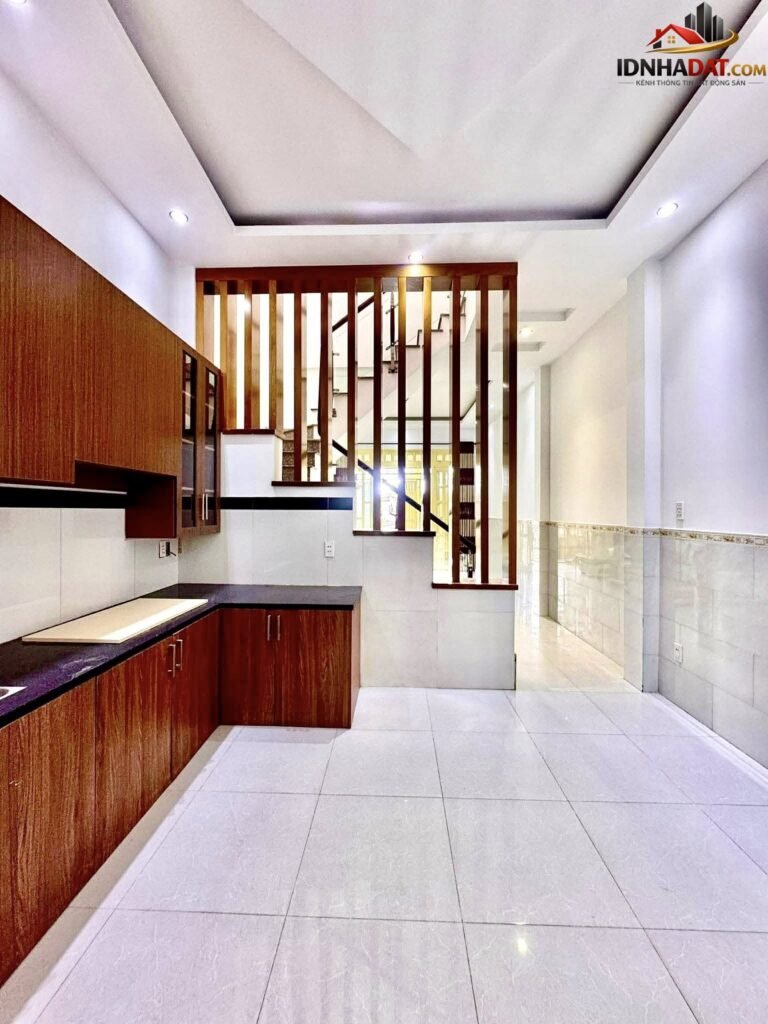 [Đánh Giá Bất Động Sản Sổ Đỏ] Nhà phố 2 tầng tại Quốc lộ 13, Thủ Đức – Pháp lý rõ ràng, vị trí thuận lợi