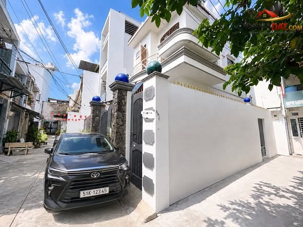 [Review Nhà Đất Sổ Đỏ] Nhà Lô Góc 101m2 Đường Lý Tuệ, Quận Tân Phú – Vị Trí Đắc Địa, Pháp Lý Sổ Đỏ