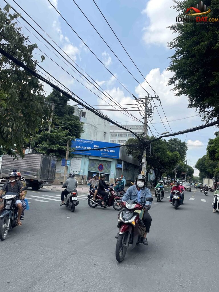 [Đánh Giá Bất Động Sản Sổ Đỏ] Nhà Mặt Tiền 187m² Đường Tam Châu, Quận Thủ Đức – Vị Trí Kinh Doanh Đỉnh Cao, Pháp Lý Sổ Đỏ Rõ Ràng