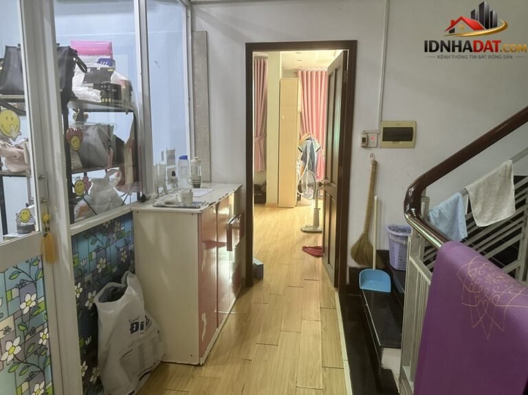 [Đánh Giá Bất Động Sản Sổ Đỏ] Nhà phố 4 lầu trên đường Mai Văn Vĩnh, Quận 7 – Vị trí đắc địa, sổ đỏ hoàn chỉnh