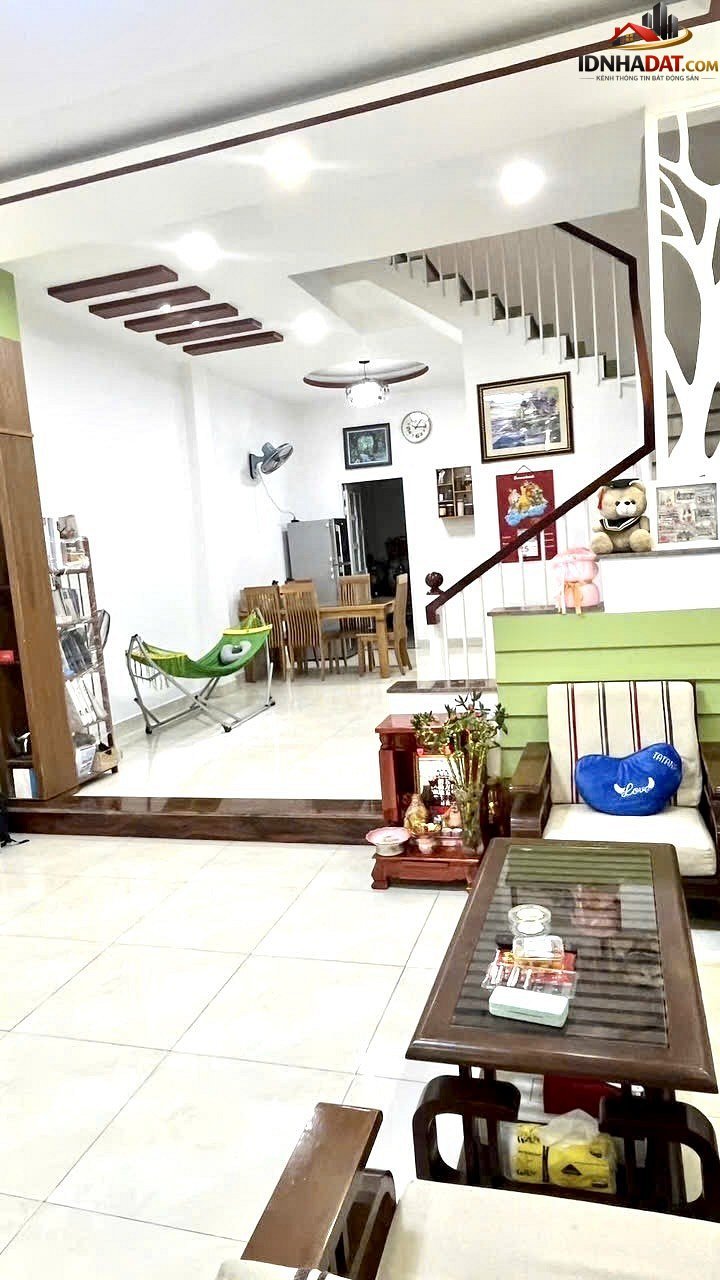 [Review Nhà Đất Sổ Đỏ] Nhà phố 100m2 tại Đường 339, Phường Phước Long B, Quận 9, TP.HCM – Pháp lý sổ đỏ rõ ràng