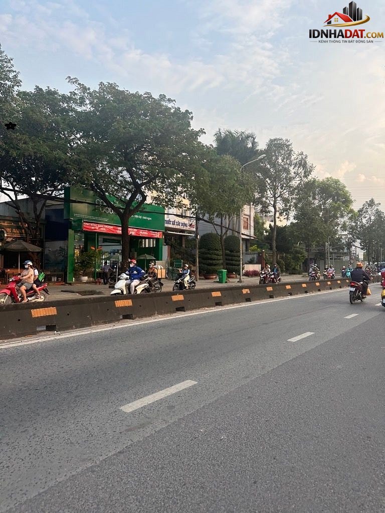 [Đánh Giá Bất Động Sản Sổ Đỏ] Đất thổ cư có sổ đỏ mặt tiền Kênh Tân Hóa, Phường Phú Trung, Quận Tân Phú – TP. Hồ Chí Minh, 750m2, 1 tỷ