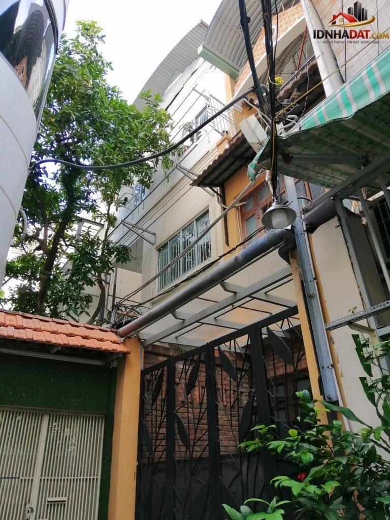 [Đánh Giá Bất Động Sản Sổ Đỏ] Nhà phố 120m2 giá 21 tỷ tại Quận 1, TP.HCM – Vị trí đắc địa, pháp lý rõ ràng
