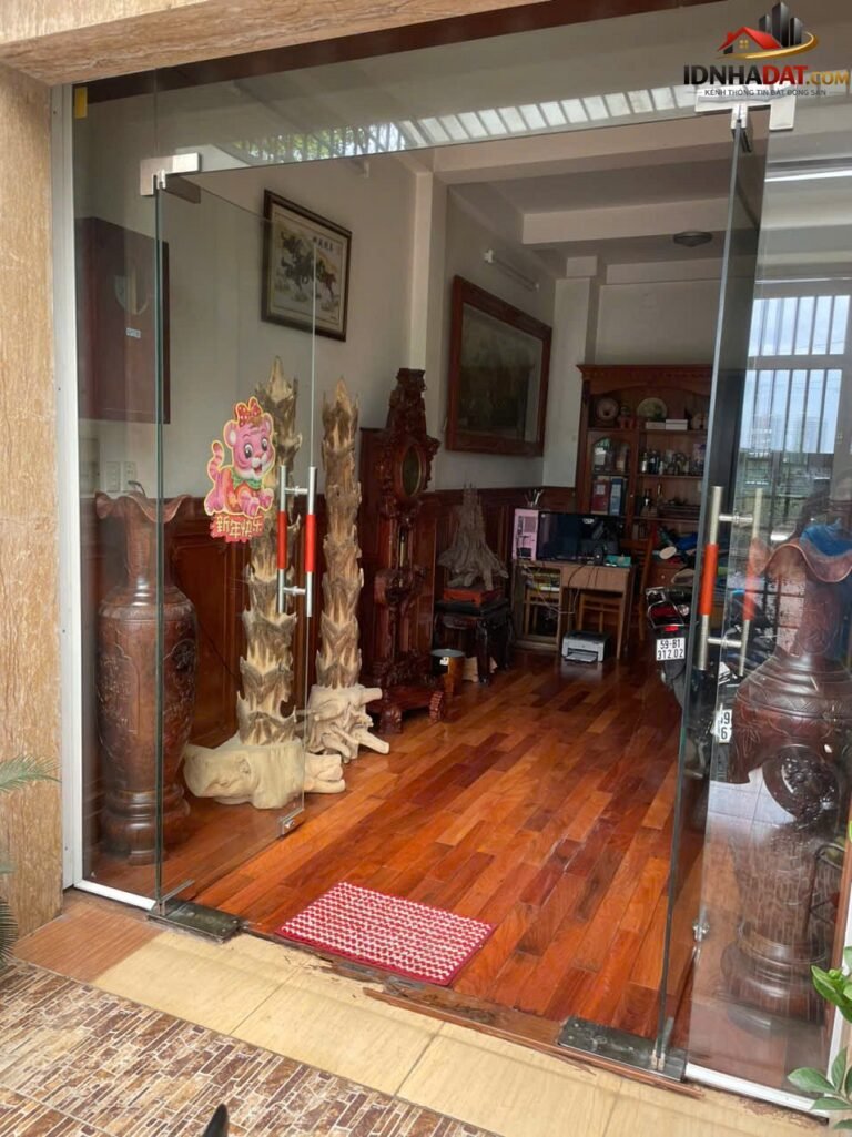 [Đánh Giá Bất Động Sản Sổ Đỏ] Nhà mặt phố Vũ Tông Phan, Quận 2, TP. Hồ Chí Minh – Vị trí đắc địa, pháp lý rõ ràng với sổ đỏ