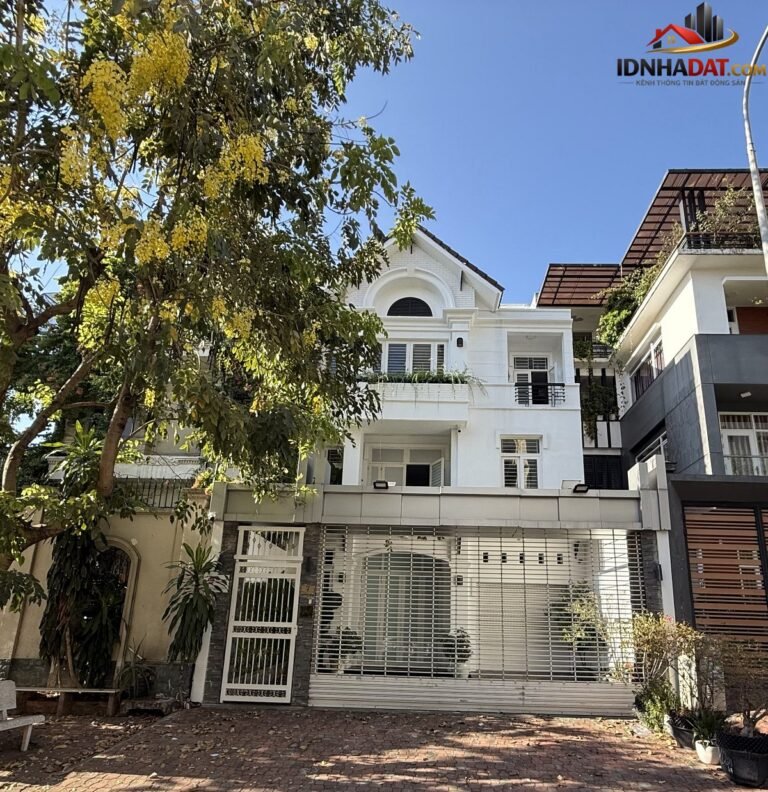 [Đánh Giá Bất Động Sản Sổ Đỏ] Biệt thự thổ cư có sổ đỏ tại Khu đô thị Nam Long, Quận 7 – Vị trí đắc địa, pháp lý hoàn chỉnh