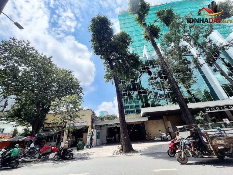 [Đánh Giá Bất Động Sản Sổ Đỏ] Đất Thổ Cư Mặt Tiền Đường Mạc Đĩnh Chi, Quận 1 – Cơ Hội Đầu Tư Độc Đáo