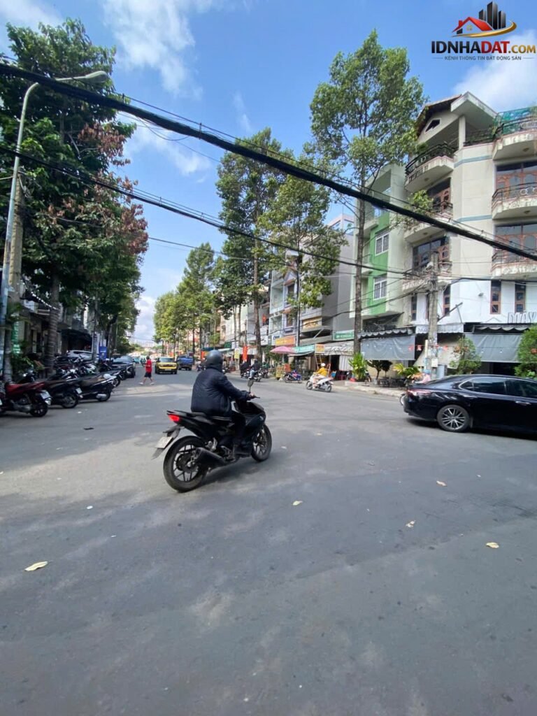 [Đánh Giá Bất Động Sản Sổ Đỏ] Khách sạn 183m2 tại Phường 25, Quận Bình Thạnh – Vị trí đắc địa, pháp lý rõ ràng