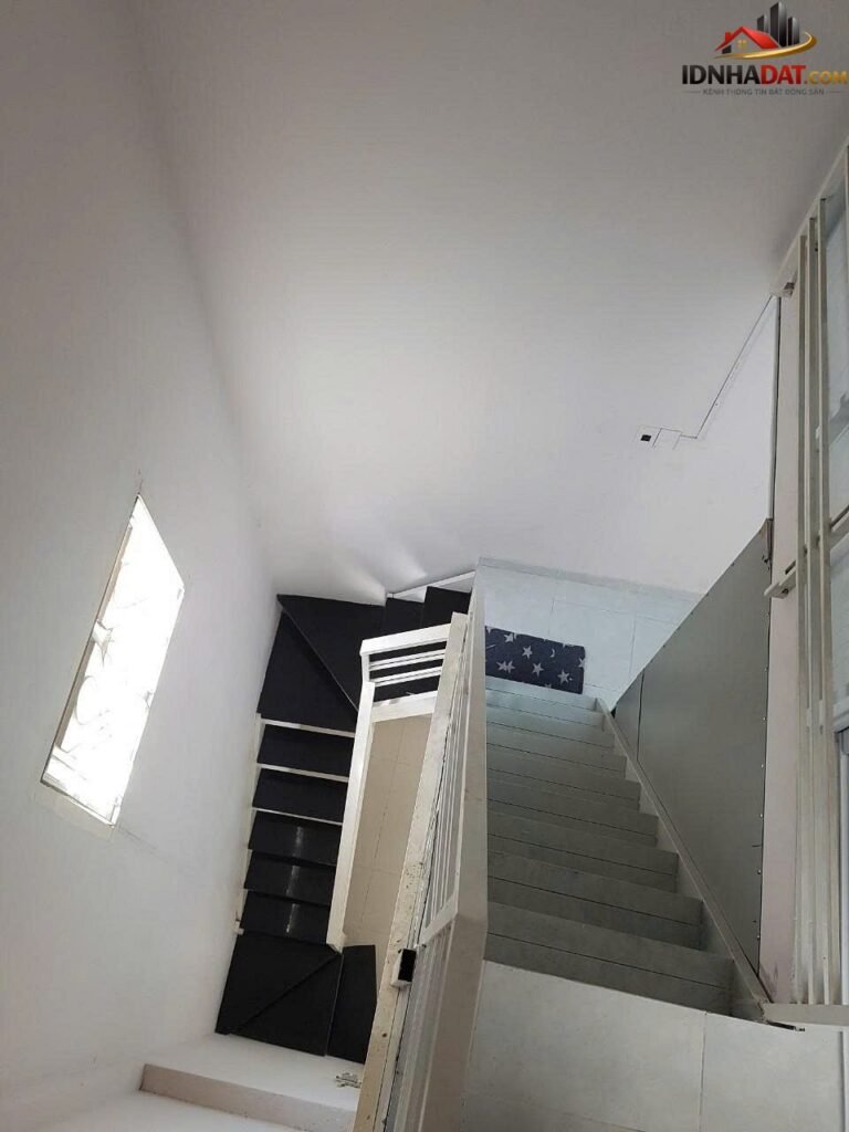 [Review Nhà Đất Sổ Đỏ] Cho thuê nhà nguyên căn 3 phòng ngủ tại Bình Lợi, Quận Bình Thạnh – Pháp lý rõ ràng với sổ đỏ