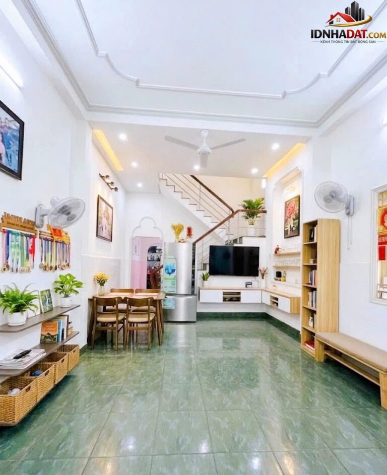 [Đánh Giá Bất Động Sản Sổ Đỏ] Nhà phố 148 m2 tại Quận 10 – TP HCM: Vị trí đắc địa, pháp lý rõ ràng
