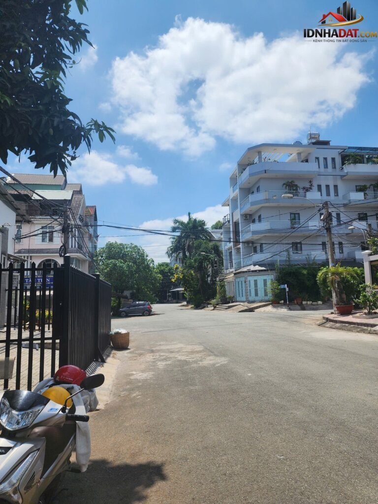 [Đánh Giá Bất Động Sản Sổ Đỏ] Nhà phố thổ cư có sổ đỏ tại Đường Âu Dương Lân, Quận 8, TP.HCM – Vị trí thuận lợi và pháp lý rõ ràng